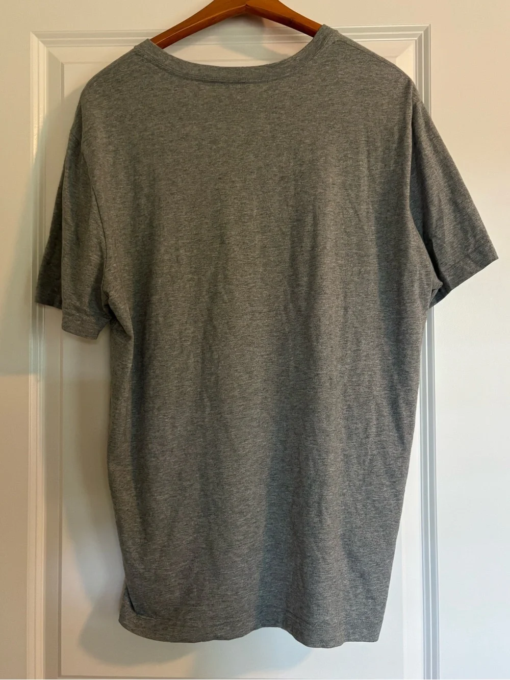 Banana Republic Classic Men's Grey Crew Neck T-Shirt